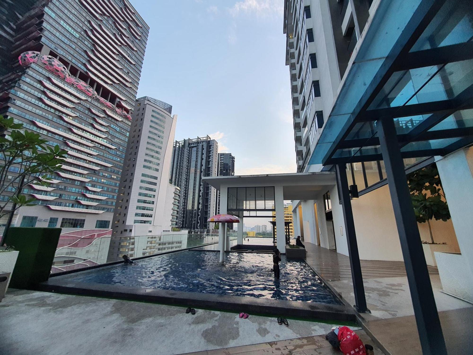 Reizz Residence By Luxury Suites Kuala Lumpur Ngoại thất bức ảnh